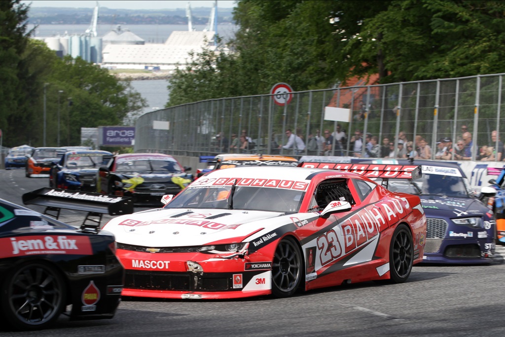 Jan Magnussen fører DTC mesterskabet.
(Foto: Motorsporten.dk)